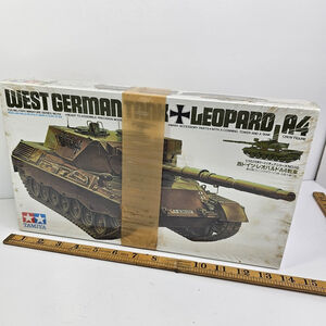 SEALED Tamiya West German Leopard A4 Tank 1/35 Model Kit No.112 3612 Tape On Box